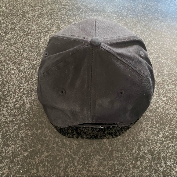 Pink Floyd Baseball Cap - Picture 2 of 3